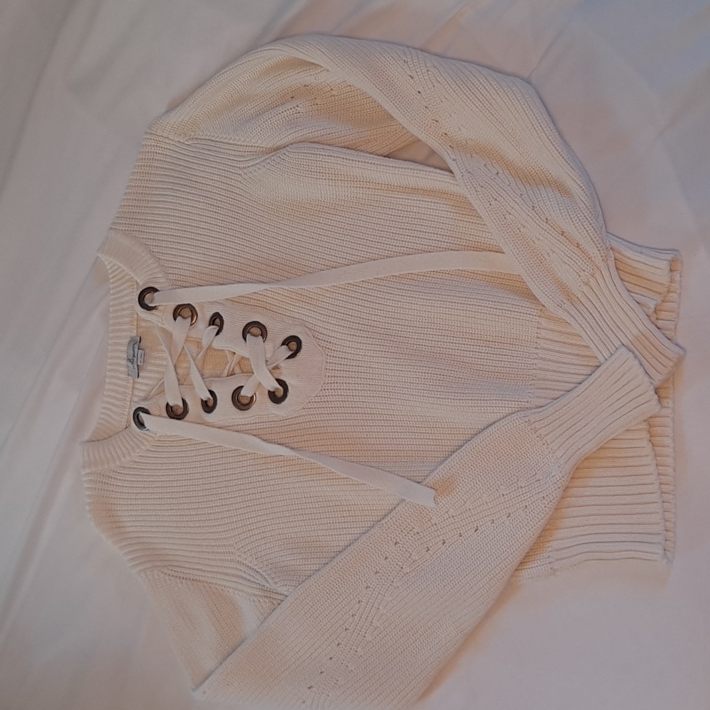 Women's Olivia Warren Cream Sweater, Size M